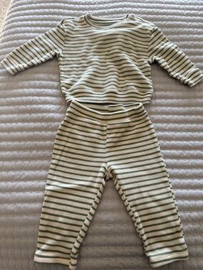 Cat & Jack Cream and Sage Striped Knit Baby Set